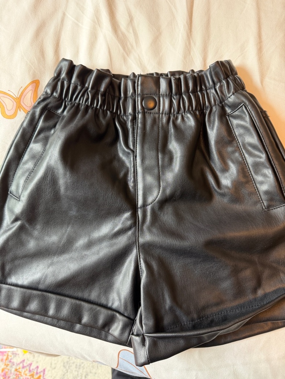 Zara Black Faux Leather Elastic-Waist Shorts